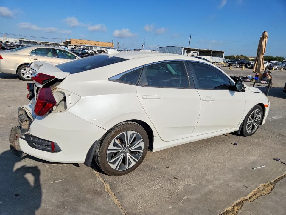 2017 HONDA CIVIC EX 3