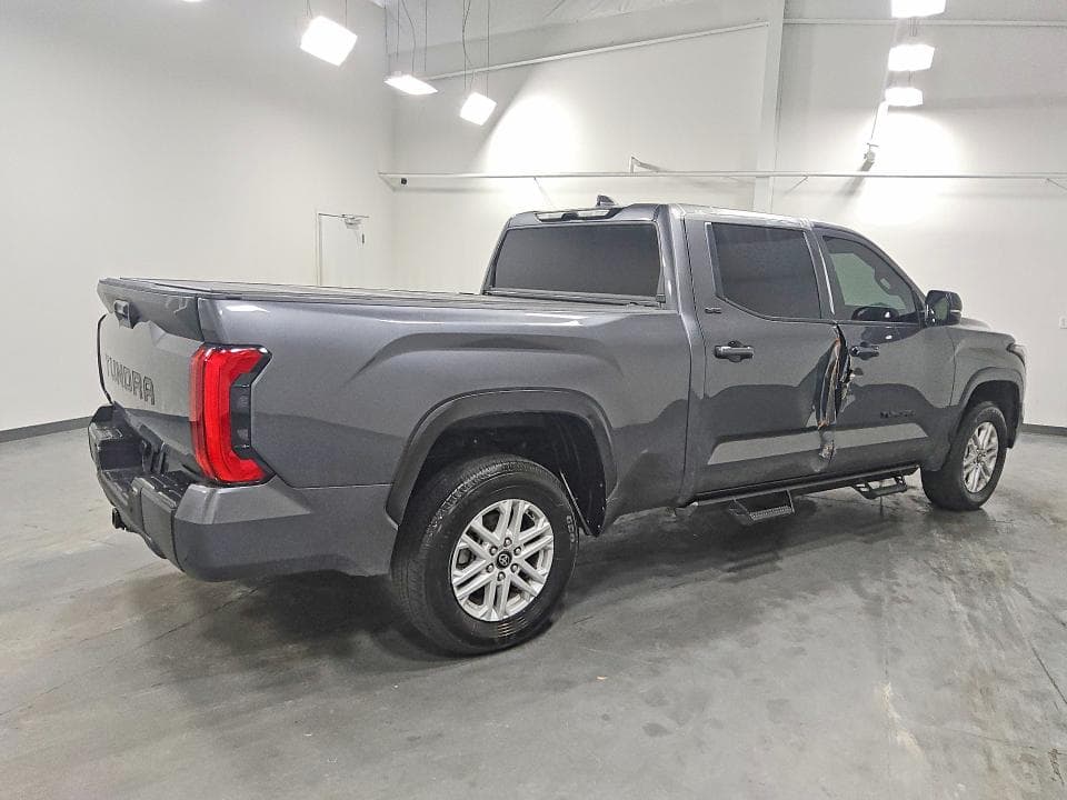 2026 TOYOTA TUNDRA CREWMAX SR5 3