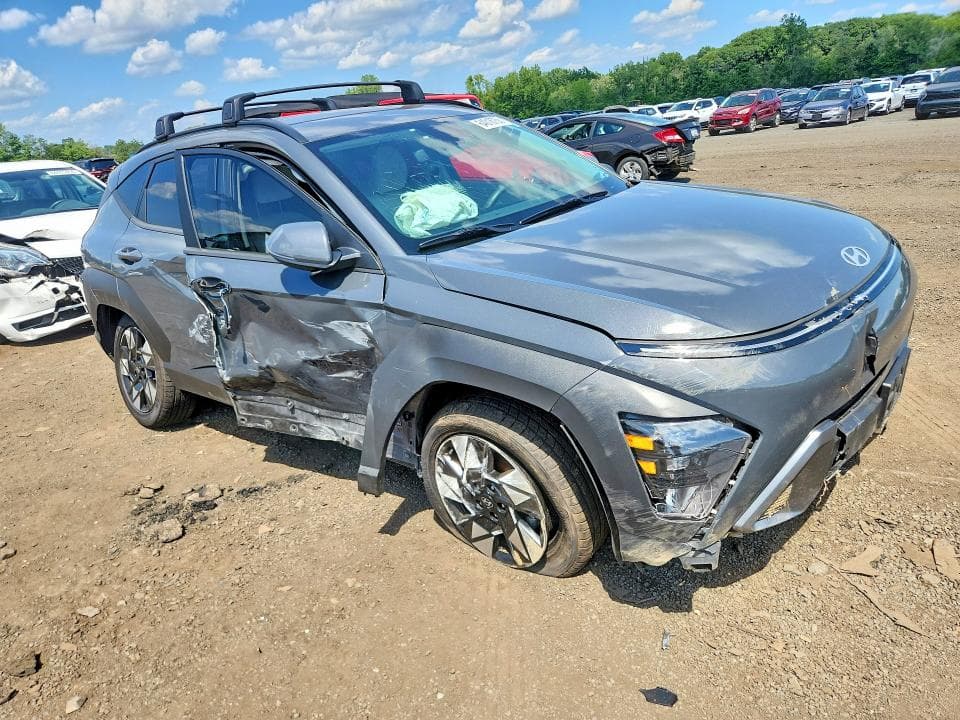 2024 HYUNDAI KONA SEL 4