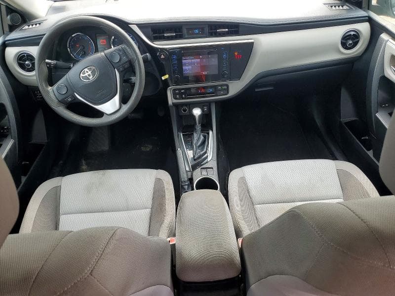 2019 TOYOTA COROLLA LE 8