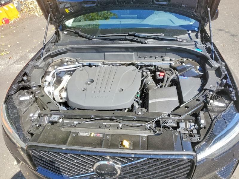 2026 VOLVO XC60 PLUS 11