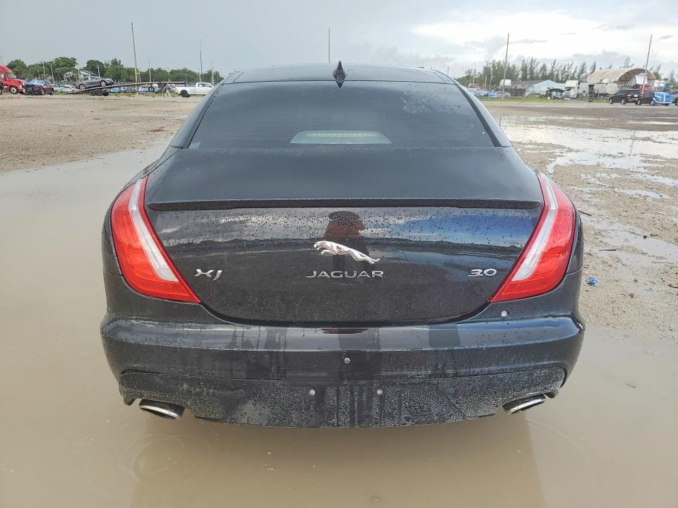2018 JAGUAR XJ R - SPORT 6