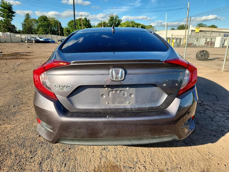 2018 HONDA CIVIC EX 6