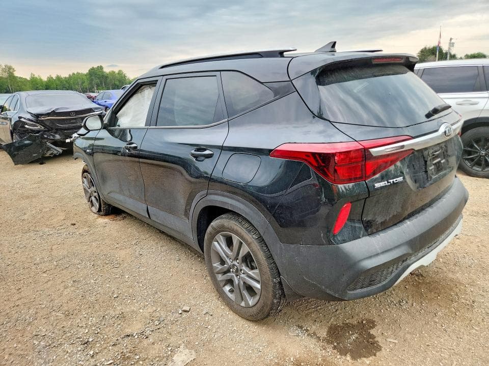 2021 KIA SELTOS LX 2