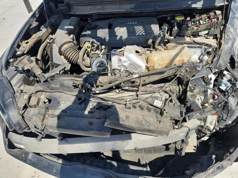 2019 JEEP CHEROKEE LIMITED 11