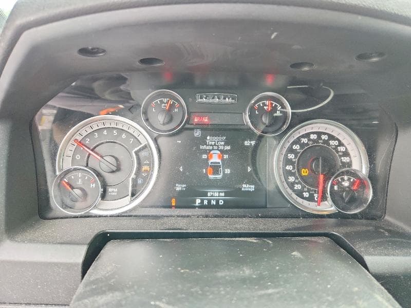2021 RAM 1500 CLASSIC SLT 9