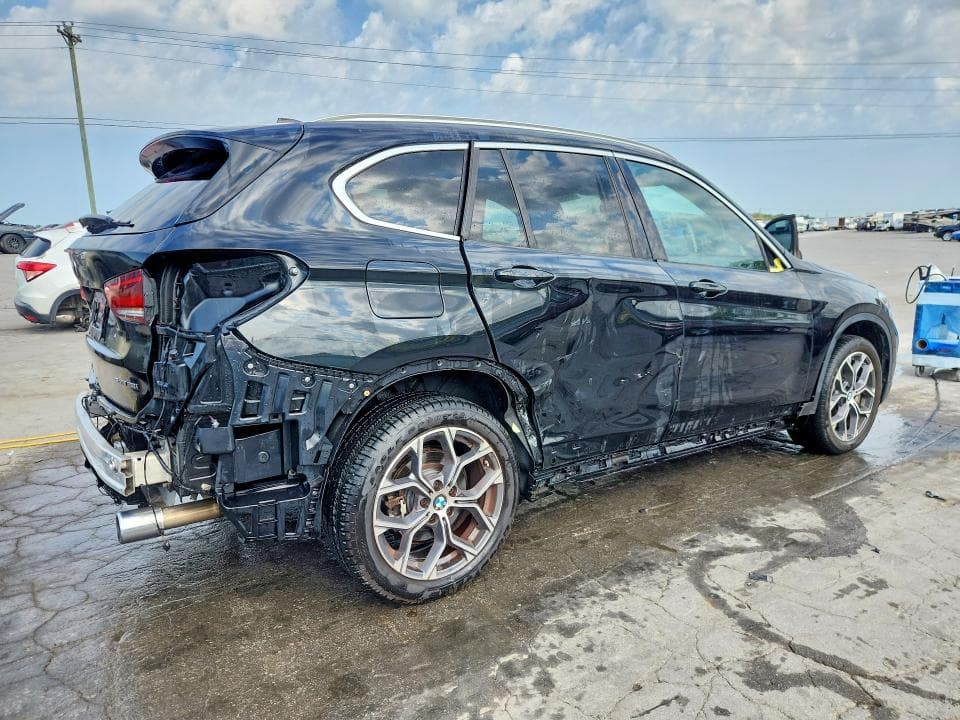 2021 BMW X1 SDRIVE28I 3