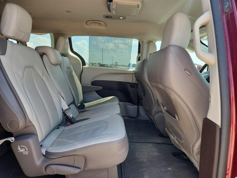 2019 CHRYSLER PACIFICA TOURING L 11