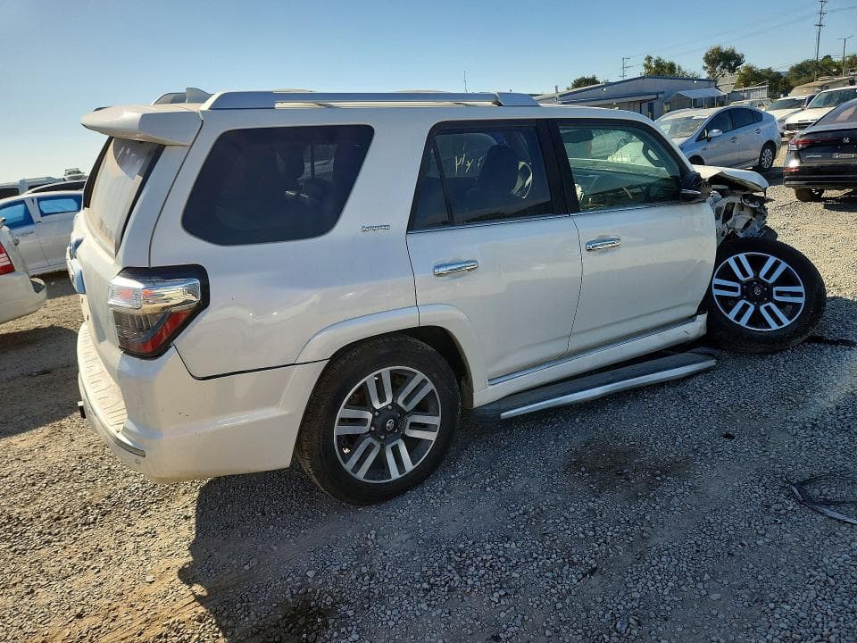 2018 TOYOTA 4RUNNER LIMITED 3