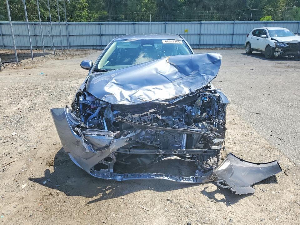 2026 TOYOTA COROLLA LE 5