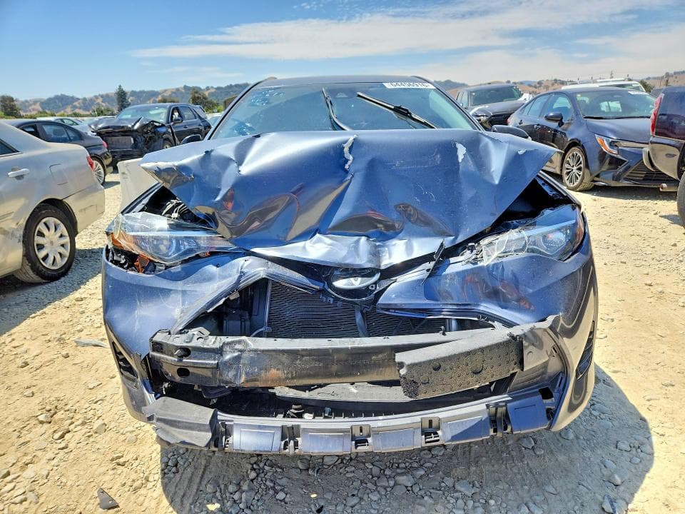 2017 TOYOTA COROLLA LE 5