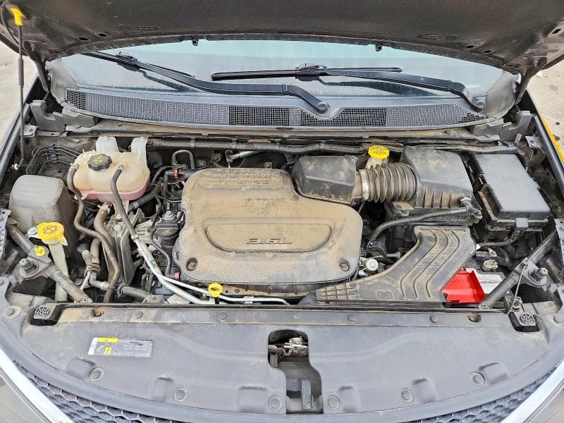 2021 CHRYSLER VOYAGER LX 12