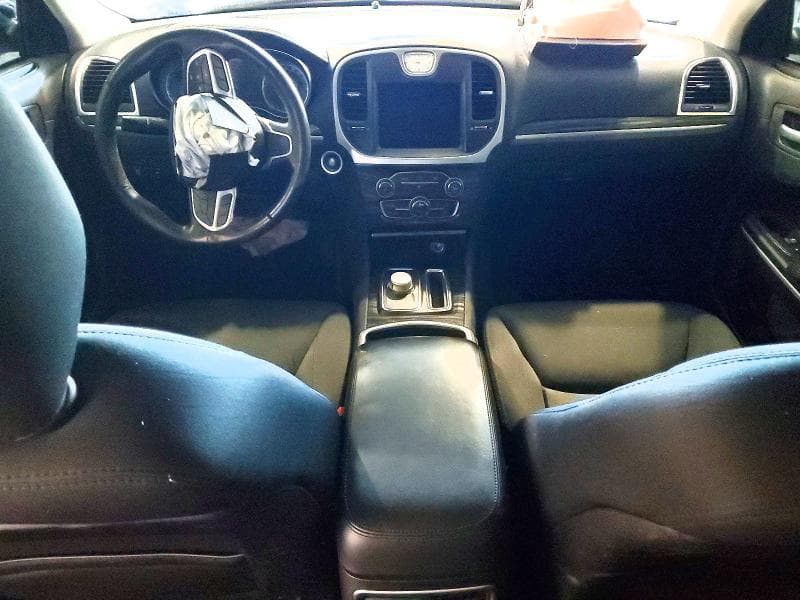 2019 CHRYSLER 300 TOURING 8