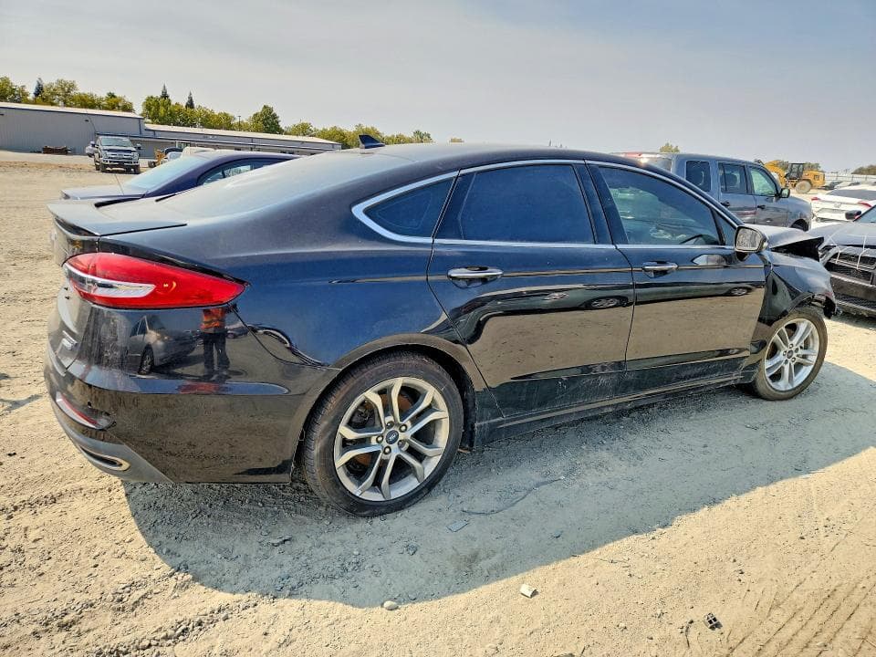 2019 FORD FUSION TITANIUM 3