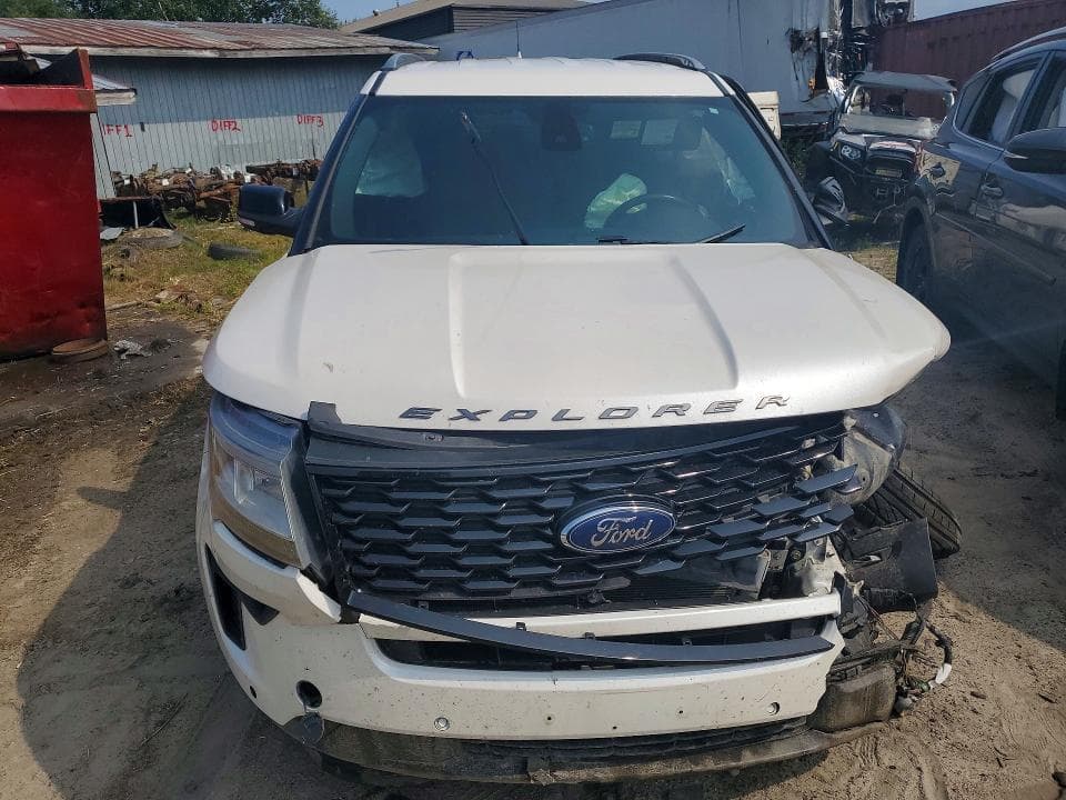 2018 FORD EXPLORER XLT 5