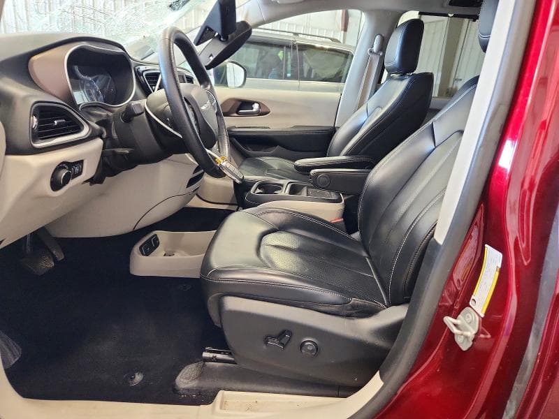 2021 CHRYSLER VOYAGER LXI 7