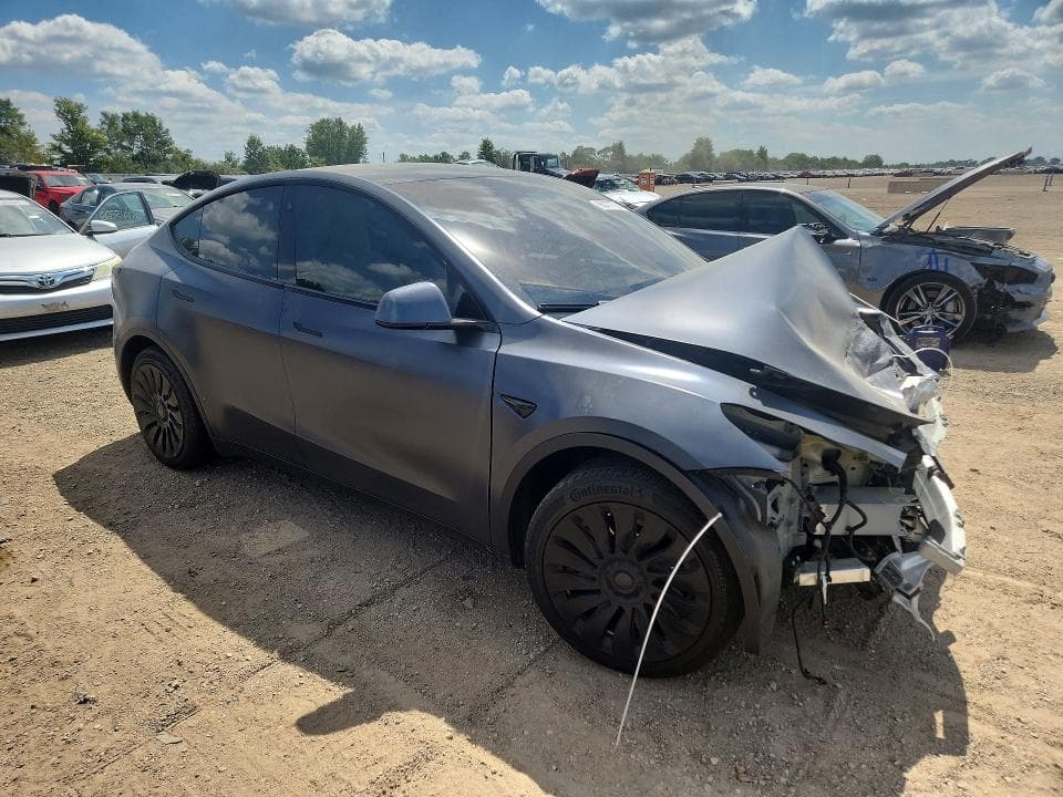 2020 TESLA MODEL Y 4