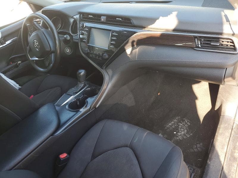 2020 TOYOTA CAMRY LE 8