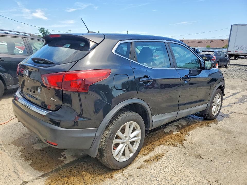 2017 NISSAN ROGUE SPORT S 3