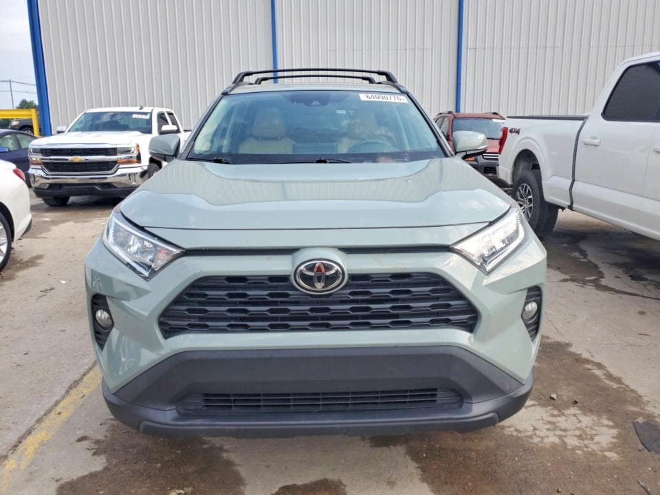 2020 TOYOTA RAV4 XLE PREMIUM 5