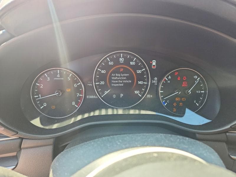 2022 MAZDA 3 SELECT 9