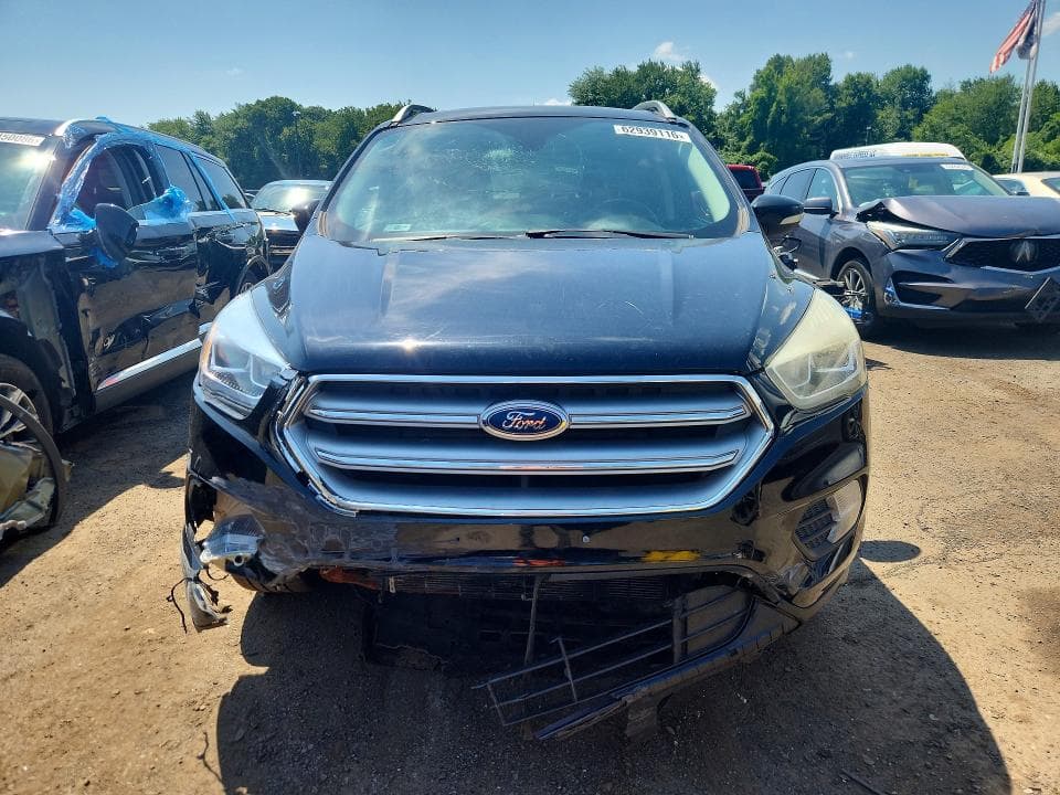 2017 FORD ESCAPE TITANIUM 5
