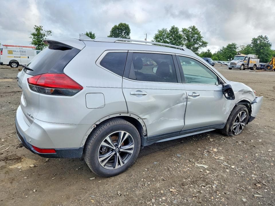 2019 NISSAN ROGUE SV 3