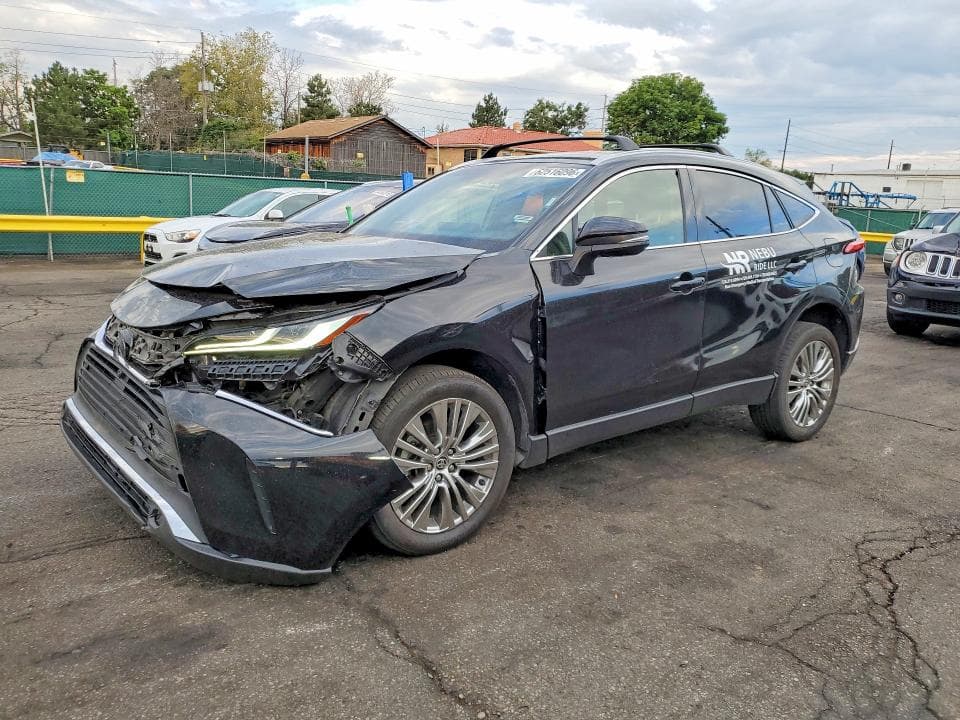 2021 TOYOTA VENZA LIMITED - 1