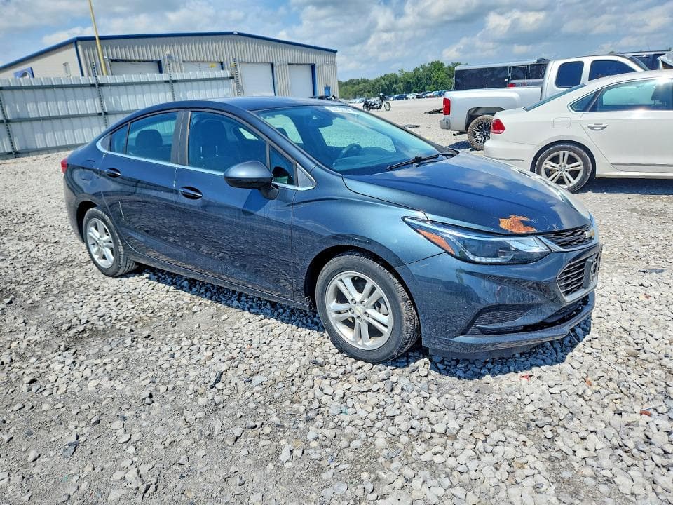 2017 CHEVROLET CRUZE LT 4