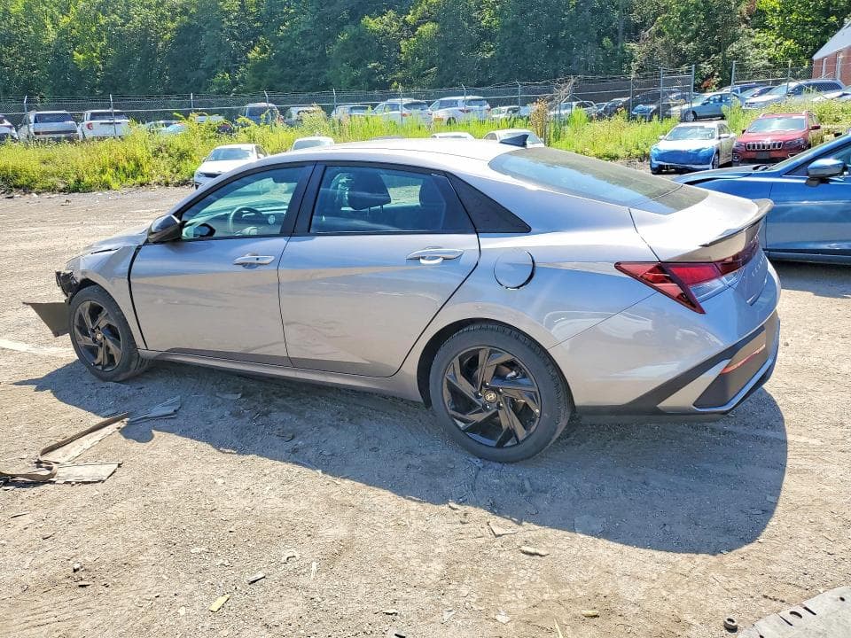 2026 HYUNDAI ELANTRA SEL SPORT 2