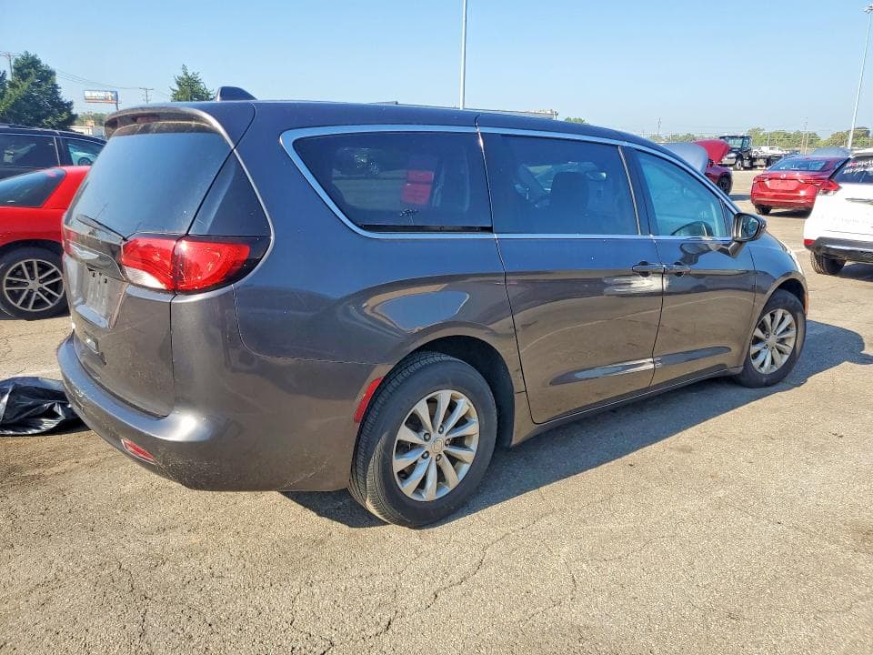 2017 CHRYSLER PACIFICA TOURING 3