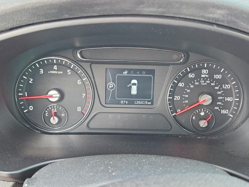 2017 KIA SORENTO LX V6 9