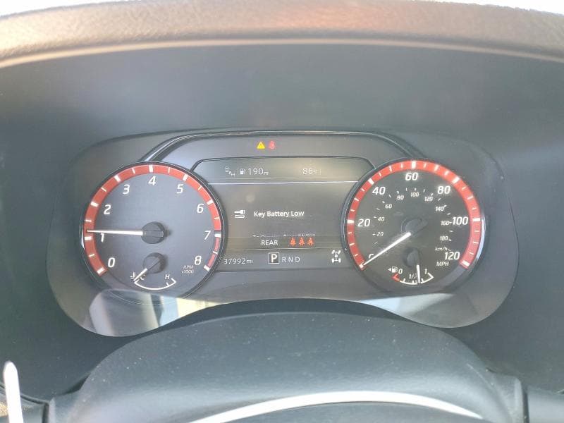 2024 NISSAN FRONTIER PRO-4X 9