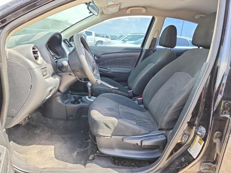 2018 NISSAN VERSA SV 7