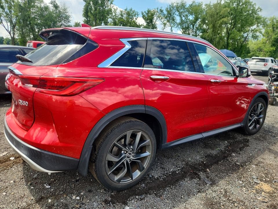2019 INFINITI QX50 PURE 3
