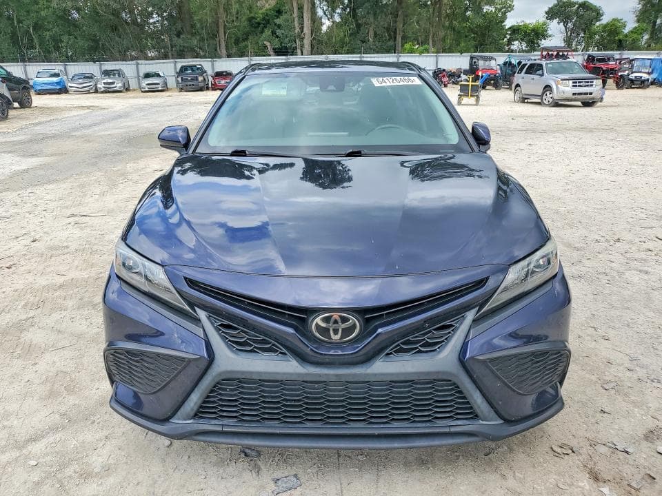 2021 TOYOTA CAMRY SE 5