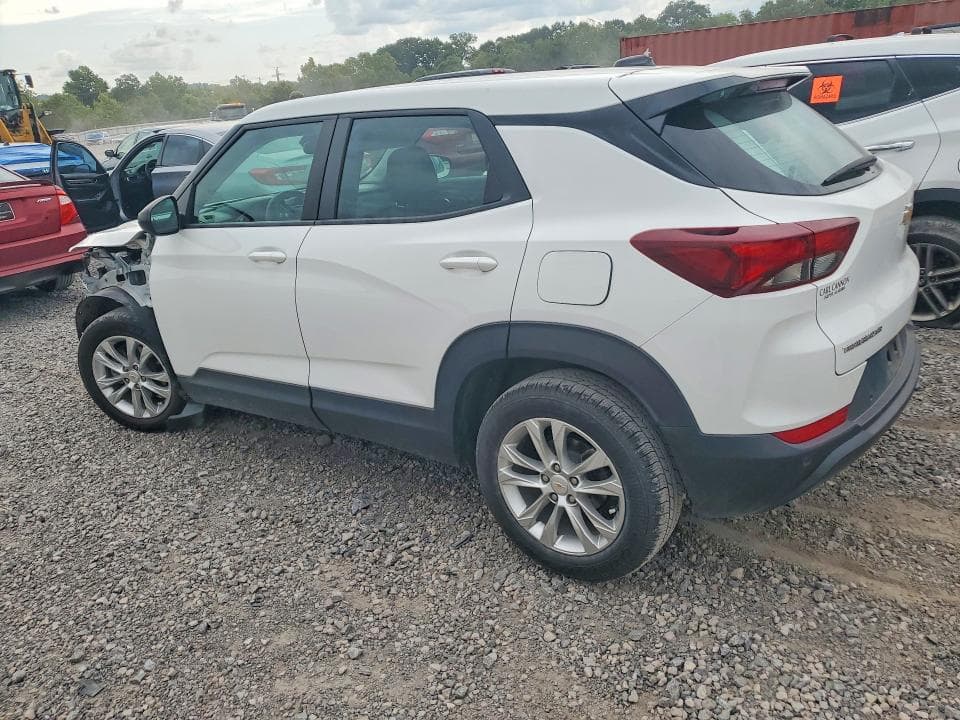 2022 CHEVROLET TRAILBLAZER LS 2