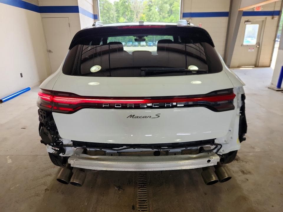 2023 PORSCHE MACAN S 6