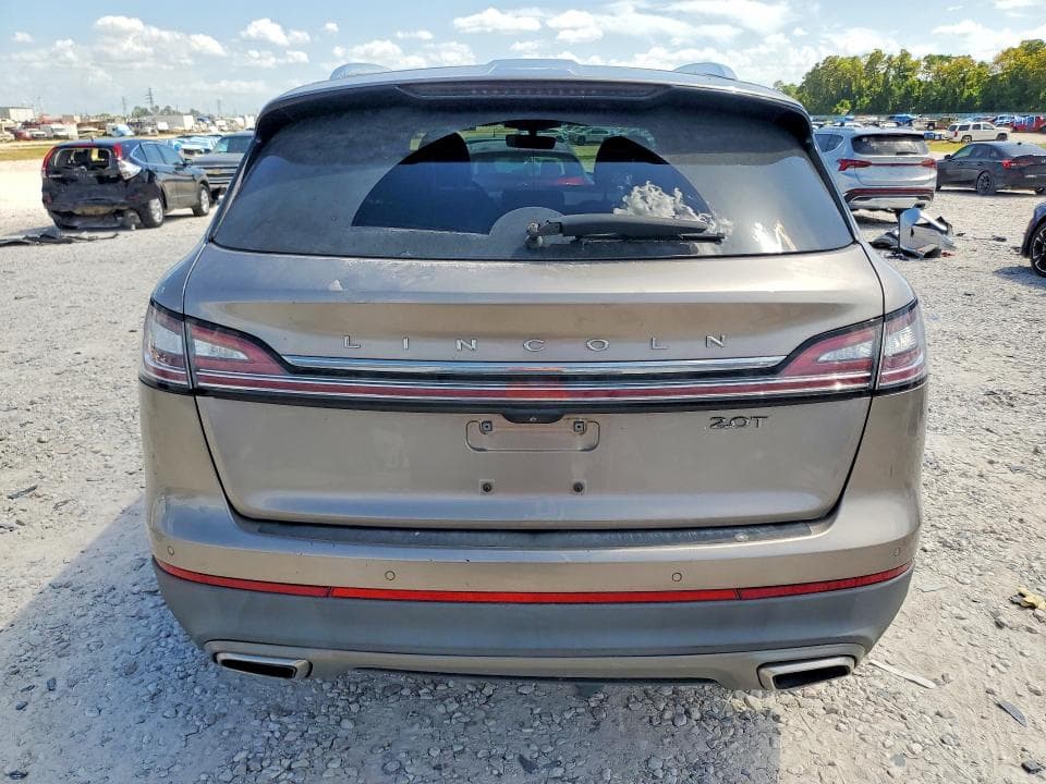 2019 LINCOLN NAUTILUS RESERVE 6