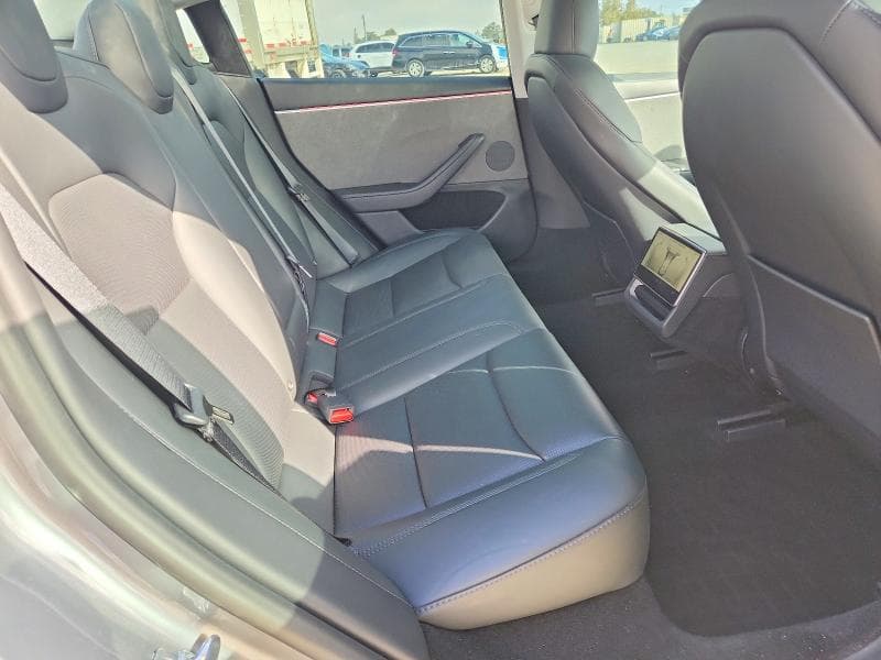 2025 TESLA MODEL 3 10