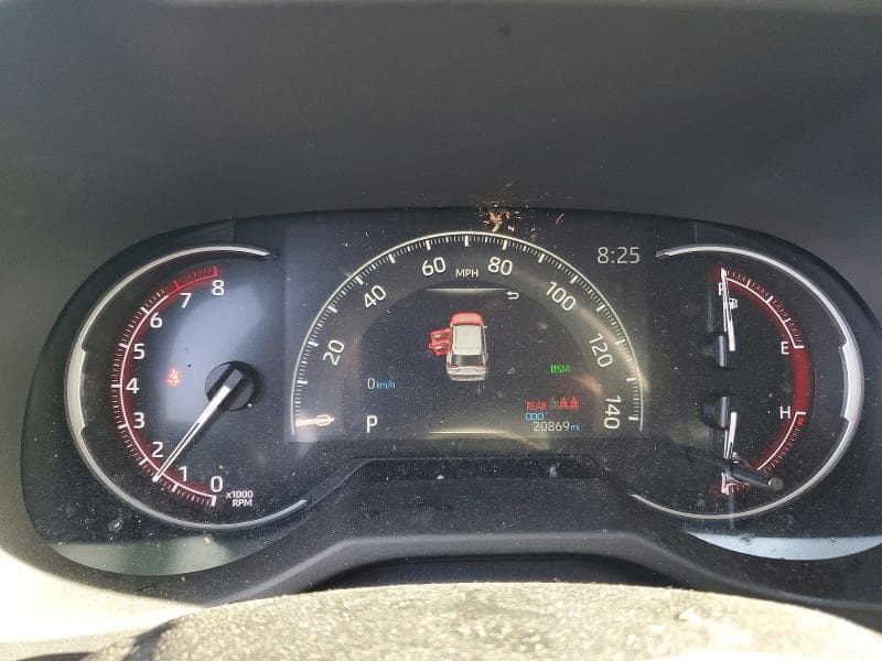 2024 TOYOTA RAV4 XLE 9