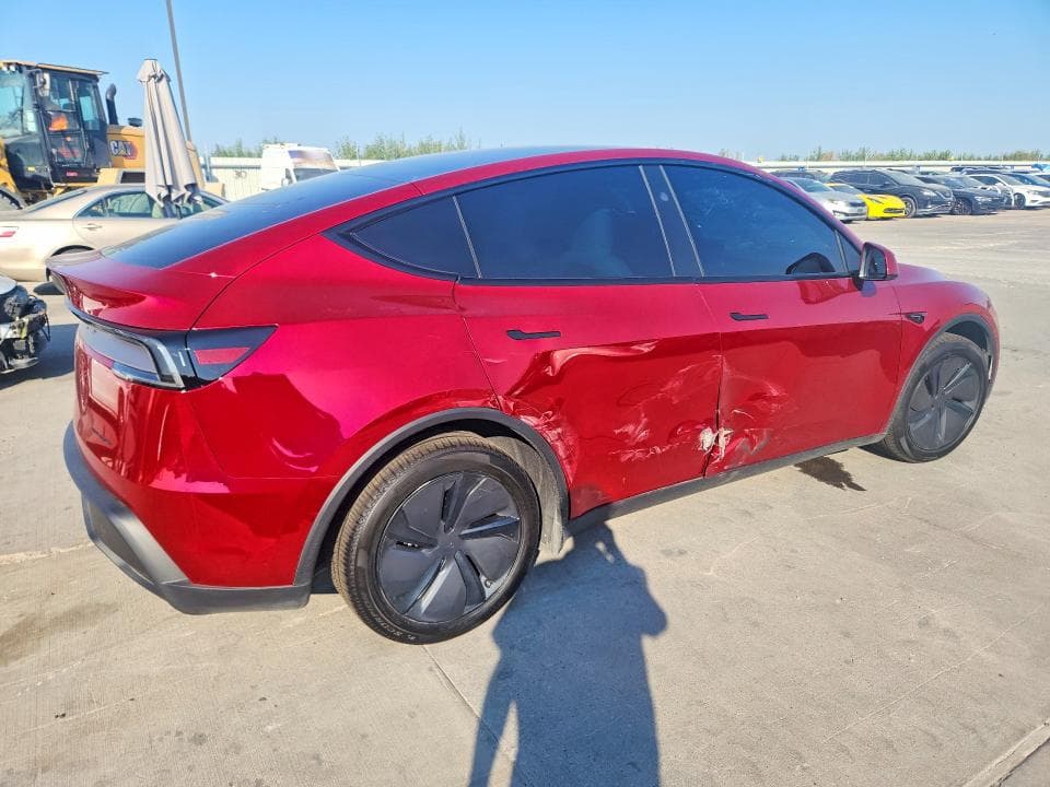 2026 TESLA MODEL Y 3