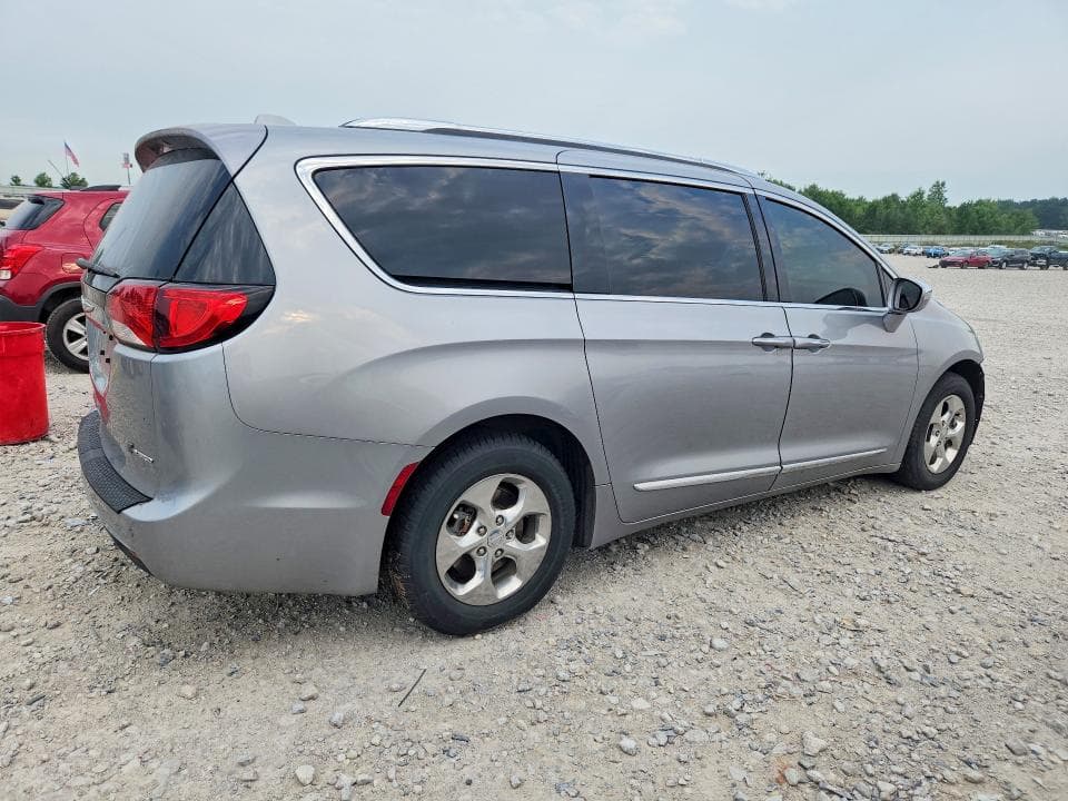 2018 CHRYSLER PACIFICA HYBRID LIMITED 3