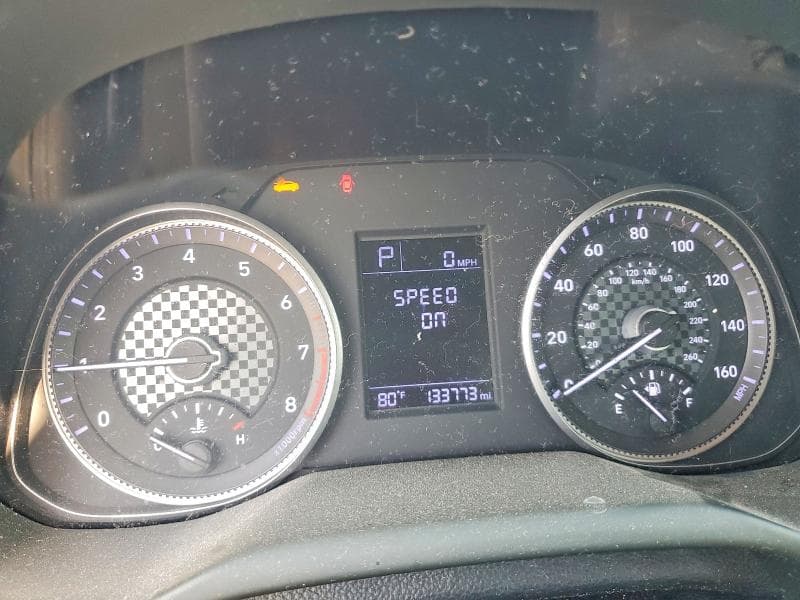 2019 HYUNDAI ELANTRA SE 9