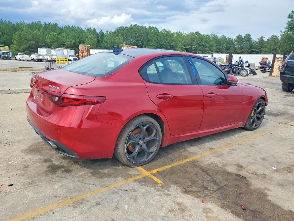2017 ALFA ROMEO GIULIA TI 3