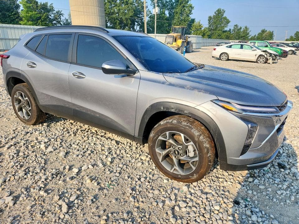 2025 CHEVROLET TRAX 1LT 4