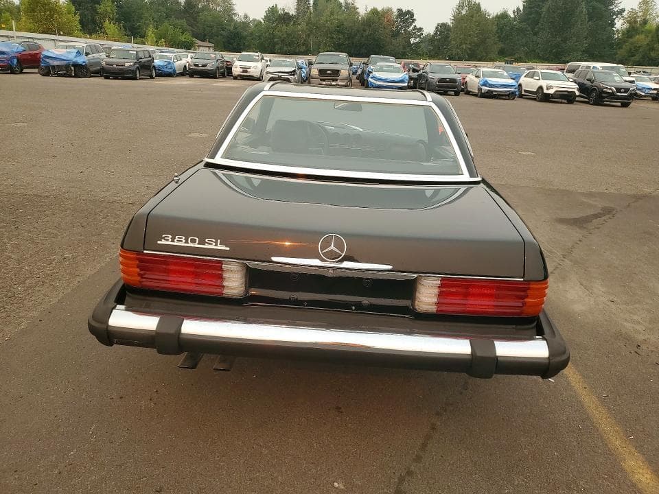1981 MERCEDES-BENZ 380 SL 6