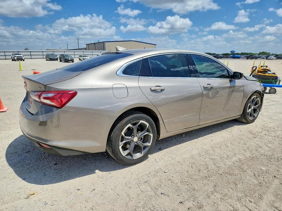 2022 CHEVROLET MALIBU LT 3