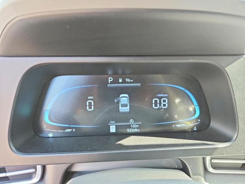 2024 HYUNDAI ELANTRA SE 9
