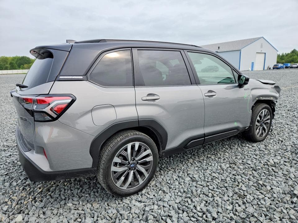2025 SUBARU FORESTER TOURING 3